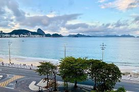 Praia De Copacabana Posto 6