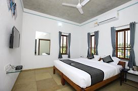 Hotel Du Palais - Auroville Beach