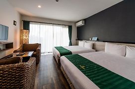 The Peridot Smart Hotel Tancha Ward