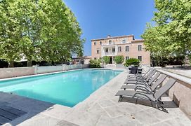Domaine De La Nerthe- Hotel Provence Mediterranee
