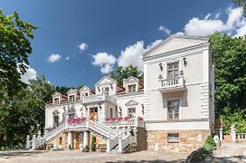Palac Tarnowskich Hotel & Restauracja & Spa