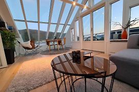 Glass Roof Private Loft In Tromso