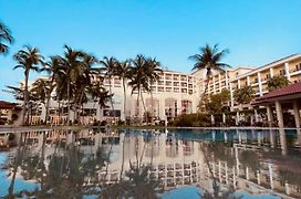Bangi Resort Hotel Bandar Baru Bangi Exterior photo