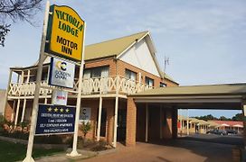 Victoria Lodge Motor Inn & Apartments