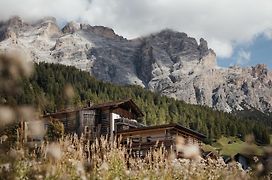 Lagacio Hotel Mountain Residence