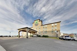 Holiday Inn Express Hotel&Suites - Edmonton International Airport