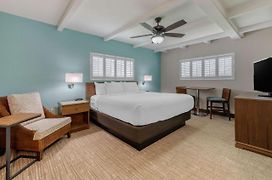 Seafarer Inn & Suites, Ascend Hotel Collection