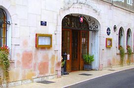 The Originals Boutique, Hostellerie Des Trois Pigeons, Paray-Le-Monial