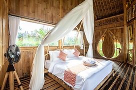 Magic Hills Bali - Magical Eco-Luxury Lodge