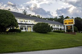 Town & Country Inn & Resort