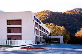 Bay Mountain Inn Cherokee Smoky Mountains