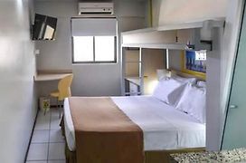 Expresso R1 Hotel Economy Suites