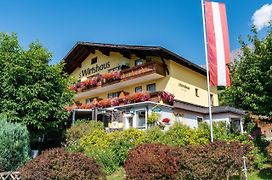 S'Wirtshaus Familie Aigner Bed & Breakfast Grobming Exterior photo