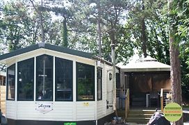 Chalet/Caravan Camping Resort Heische Tip Zeeland