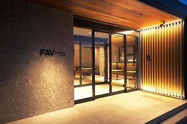 Fav Hotel Hidatakayama West