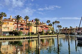 Luxury Penhouse, Sotogrande Marina - Located In An Exclusive Island Of The Marina