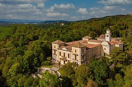 Il Convento di Villa San Fermo