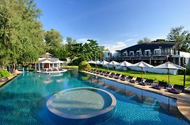 Twin Lotus Resort And Spa - Sha Plus - Adult Only Hotel