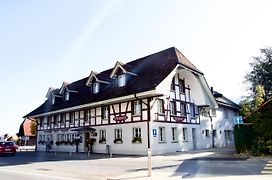 Hotel & Restaurant Sternen Koniz Bei Bern