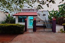 Yelagiri Ram Cottage @Home With Kitchenette Full