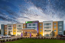 Holiday Inn Express & Suites - Wildwood - The Villages, An Ihg Hotel