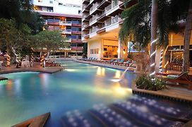 Baumanburi Hotel - Sha Extra Plus