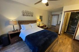 The Kanab Lodge