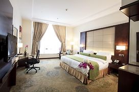 Prime Al Hamra Hotel