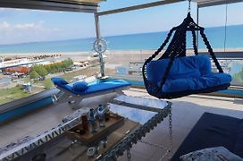 Aqua Marine Mamaia Summerland