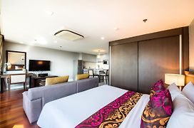 Royal Suite Hotel Bangkok