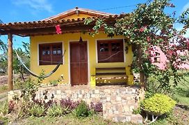 Pousada Serra Aquarela - Casa Pingo lilás