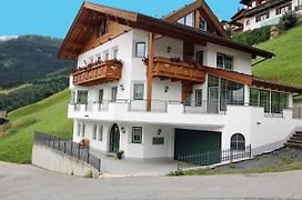 Modern Apartment In Hochgallmigg With Balcony