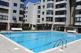 Apartamentos Zarautz Playa, con piscina y garaje