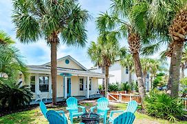 Private Beach Access, Fenced Yard & Pet Friendly, Cabana Life Beach House