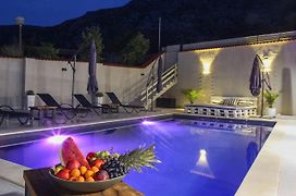 Villa Amaris & Pool