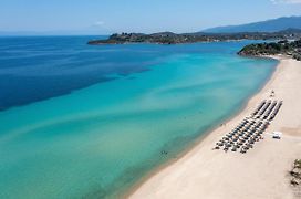 Antigoni Seaside Resort