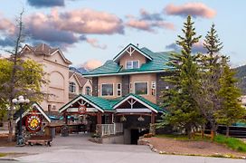 Samesun Banff Hostel