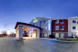 Holiday Inn Express Fort Wayne - East - New Haven, An Ihg Hotel