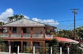 SAINT Charles Inn, Punta Gorda Belize
