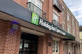 Holiday Inn Express & Suites - Dahlonega - University Area, An Ihg Hotel