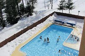 Snowshoe Ski-In & Ski-Out At Silvercreek Resort - Family Friendly, Jacuzzi, Hot Tub, Mountain Views