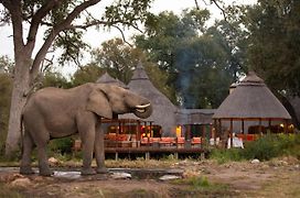 Hoyo Hoyo Safari Lodge