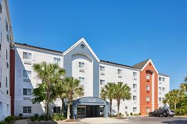 Candlewood Suites Charleston-Northwoods, An Ihg Hotel