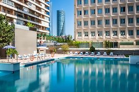 Hotel Madrid Chamartin, Affiliated By Melia