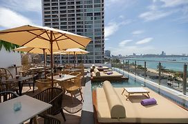Pattaya Sea View Hotel - Sha Extra Plus