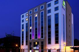 Holiday Inn Express London - Watford Junction, An Ihg Hotel