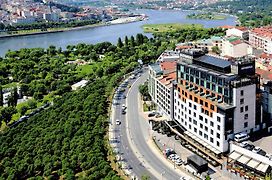 Moevenpick Istanbul Hotel Golden Horn