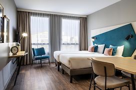 Aparthotel Adagio Paris Suresnes Longchamp