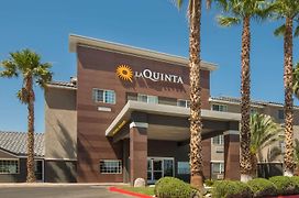 La Quinta Inn & Suites By Wyndham Las Vegas Nellis