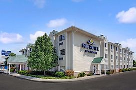 Microtel Inn & Suites By Wyndham Indianapolis Airport